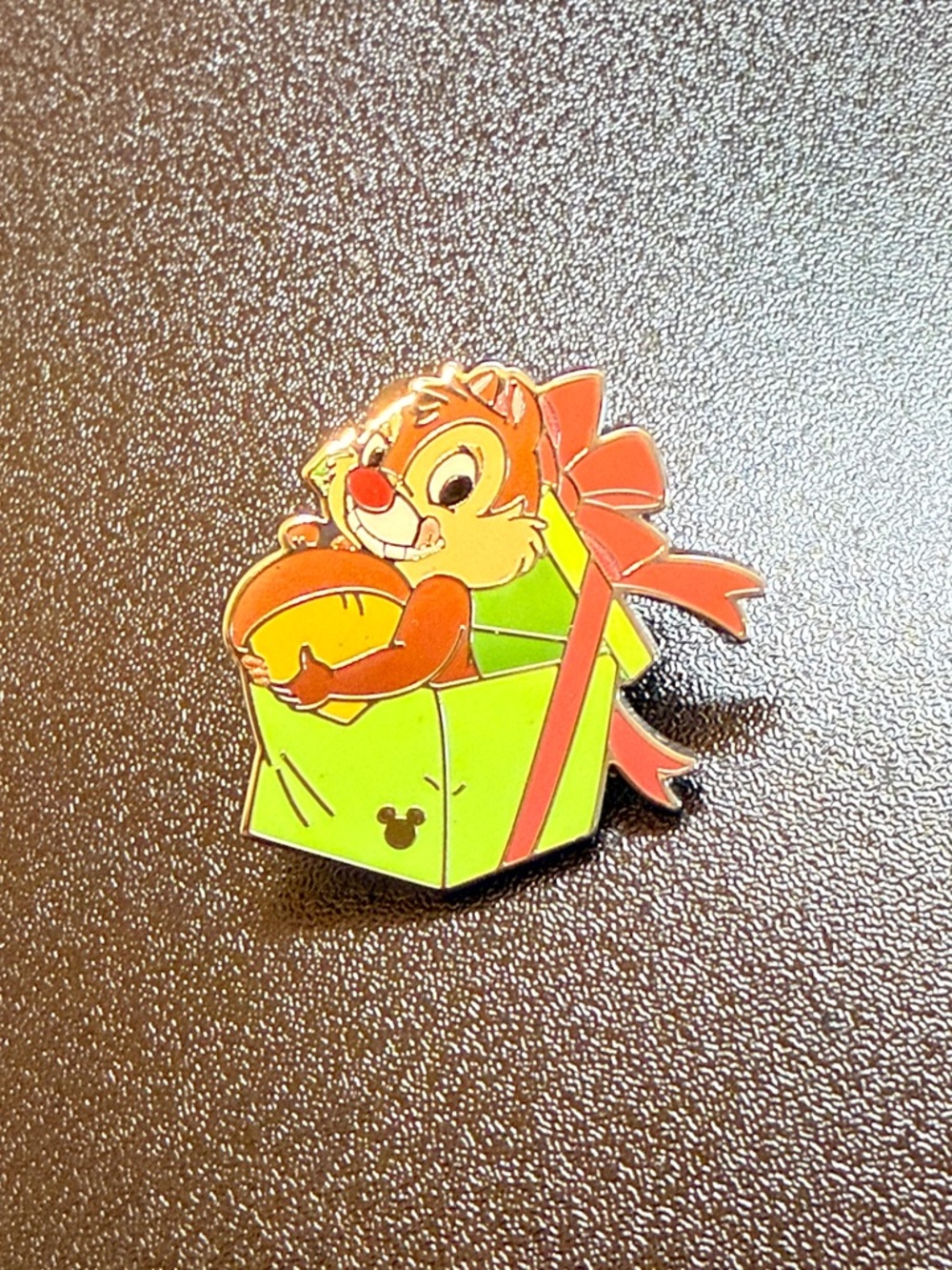 Disneyland Hidden Mickey 2026 - CHASER Christmas Dale